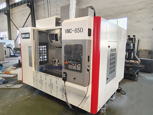 Pusat Pemesinan Vertikal VMC850 Mesin Penggilingan CNC 5.5 / 7.5kw