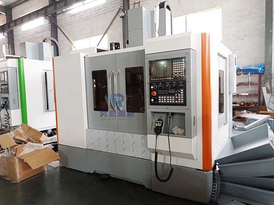 Pusat Pemesinan Vertikal Baja CNC VMC850 Mesin Penggilingan CNC Logam
