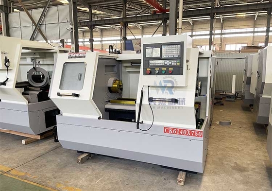 CK6140 Heavy Duty CNC Turning Lathe CE Benchtop Kecil Mesin CNC Lathe Horizontal