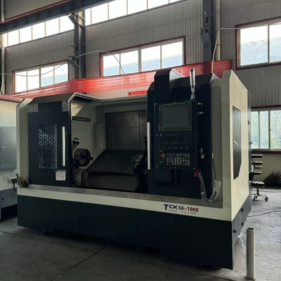 12 Stasiun Lapisan Logam Komputerisasi 62mm Spindle Bor Dia 700mm Z Axis Travel 560mm Max Swing Over Bed Dia