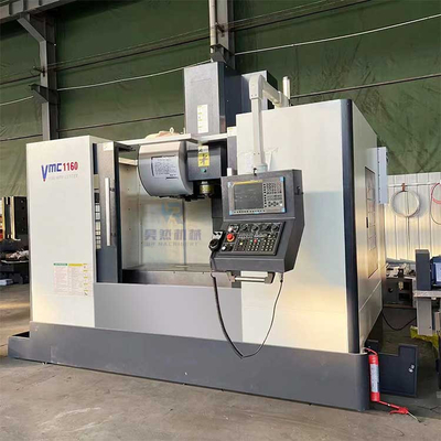 Pusat Mesin CNC 3 sumbu Vertikal VMC1160 Mesin Penggilingan Vertikal CNC